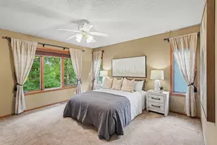 2177 Hynes Ave N, Oakdale, MN 55128 - Photo 23