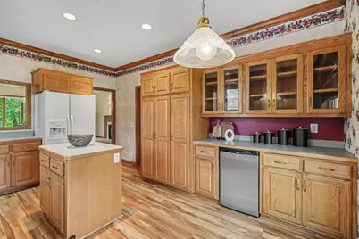 2177 Hynes Avenue N, Oakdale, MN 55128 - Photo 15
