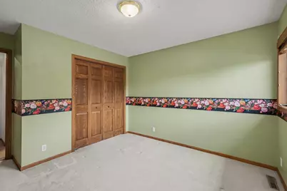 2177 Hynes Avenue N, Oakdale, MN 55128 - Photo 31