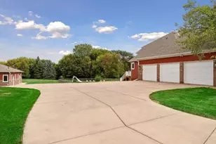 881 Jasmine Ave Pl N, Lake Elmo, MN 55042 - Photo 85
