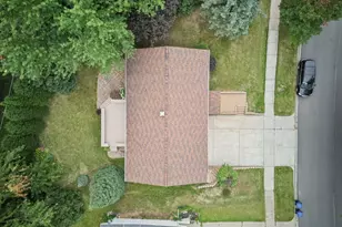 407 Mesabi Dr, Hibbing, MN 55746 - Photo 53