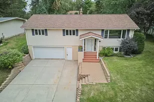 407 Mesabi Dr, Hibbing, MN 55746 - Photo 47
