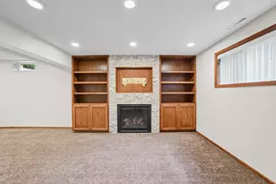 407 Mesabi Dr, Hibbing, MN 55746 - Photo 39