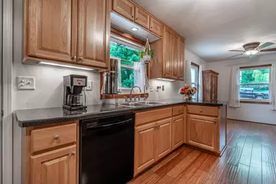 717 W Beech Avenue, Fergus Falls, MN 56537 - Photo 29