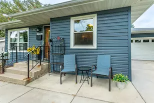717 W Beech Ave, Fergus Falls, MN 56537 - Photo 5