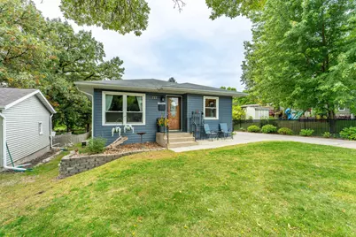 717 W Beech Avenue, Fergus Falls, MN 56537 - Photo 3