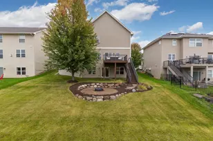 9060 Degler Cir, Chanhassen, MN 55317 - Photo 27