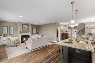 9060 Degler Cir, Chanhassen, MN 55317 - Photo 9
