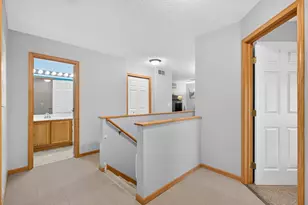 6203 Courtly Rd, Woodbury, MN 55125 - Photo 19