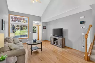 6203 Courtly Rd, Woodbury, MN 55125 - Photo 13
