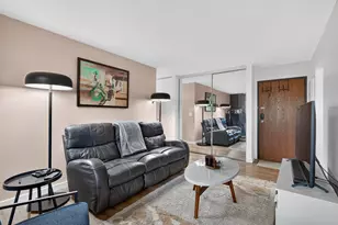 7301 W 101st St, Bloomington, MN 55438 - Photo 5