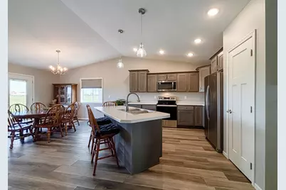 1615 30th Street NW #17, Bemidji, MN 56601 - Photo 3
