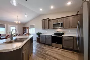 1615 30th St NW, Bemidji, MN 56601 - Photo 17