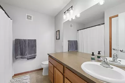 15240 Fanning Drive N, Hugo, MN 55038 - Photo 9
