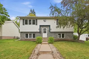 406 5th Ave N, Sauk Rapids, MN 56379 - Photo 1
