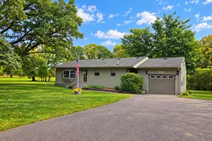 850 S Alger Ave, Rush City, MN 55069 - Photo 1