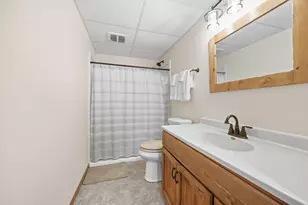 964 7th Ave NW, Hutchinson, MN 55350 - Photo 17