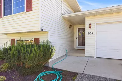 964 7th Avenue NW, Hutchinson, MN 55350 - Photo 3