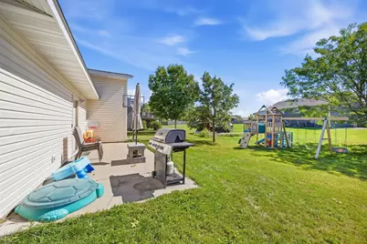 964 7th Avenue NW, Hutchinson, MN 55350 - Photo 23
