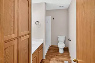 8002 Marsh Run Ct, Rockford, MN 55373 - Photo 9