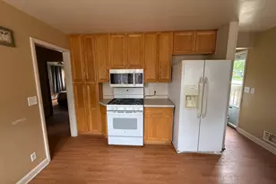 1906 4th Ave SE, Austin, MN 55912 - Photo 3