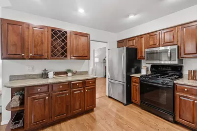5705 Lois Lane, Edina, MN 55439 - Photo 9