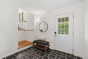 5705 Lois Ln, Edina, MN 55439 - Photo 3