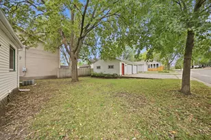 2800 Georgia Ave S, Saint Louis Park, MN 55426 - Photo 25