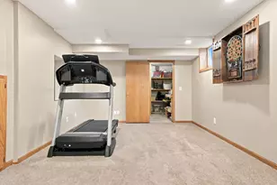 4875 Cottonwood Ln N, Plymouth, MN 55442 - Photo 33