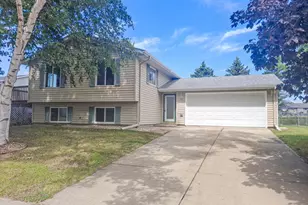 1304 17th St SW, Faribault, MN 55021 - Photo 1