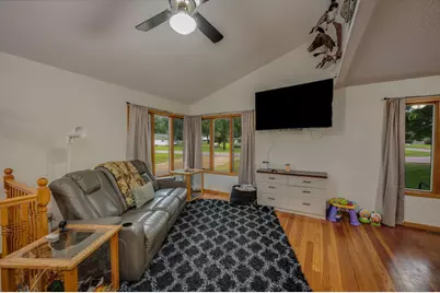 225 W Hill Street, Granada, MN 56039 - Photo 5