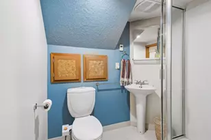 2121 E 22nd St, Minneapolis, MN 55404 - Photo 49
