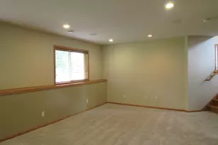 7059 Sussex Ln, Shakopee, MN 55379 - Photo 25