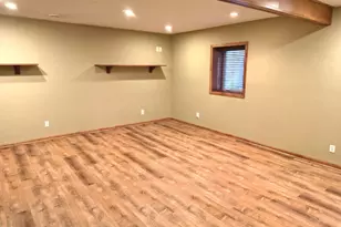 7059 Sussex Ln, Shakopee, MN 55379 - Photo 29