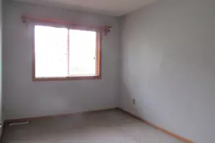 7059 Sussex Ln, Shakopee, MN 55379 - Photo 23