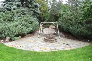 7059 Sussex Ln, Shakopee, MN 55379 - Photo 5