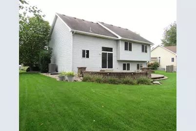 7059 Sussex Lane, Shakopee, MN 55379 - Photo 33