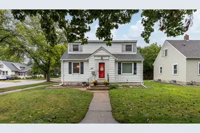 1204 N 4th Street, Mankato, MN 56001 - Photo 1