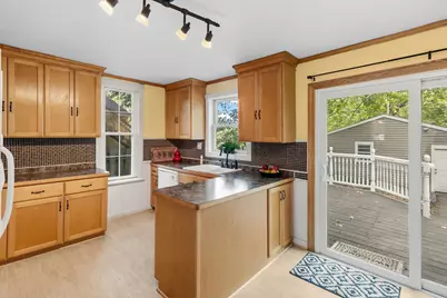2697 8th Avenue E, North Saint Paul, MN 55109 - Photo 19