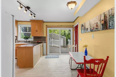 2697 8th Avenue E, North Saint Paul, MN 55109 - Photo 17