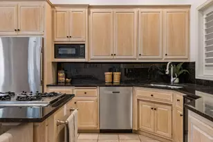 7238 Lewis Ridge Pkwy, Edina, MN 55439 - Photo 13