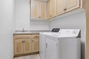7238 Lewis Ridge Pkwy, Edina, MN 55439 - Photo 33
