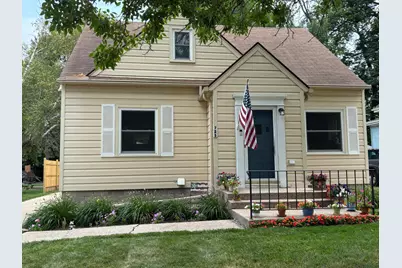 725 3rd Street SE, Willmar, MN 56201 - Photo 1
