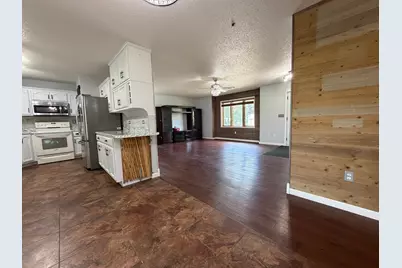 604 10th Avenue SE, Barnesville, MN 56514 - Photo 17