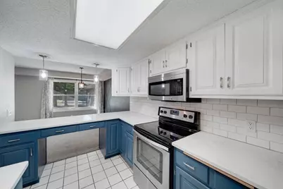 18657 Clear View Court, Minnetonka, MN 55345 - Photo 13