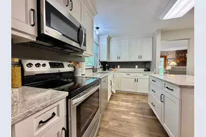 2201 Ridgewood Drive, Fergus Falls, MN 56537 - Photo 9