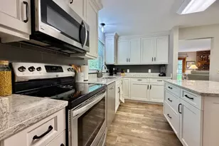2201 Ridgewood Dr, Fergus Falls, MN 56537 - Photo 9