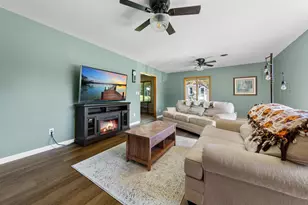 905 4th Ave SE, Waseca, MN 56093 - Photo 11