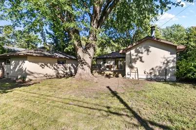 610 Grange Avenue N, Oakdale, MN 55128 - Photo 27