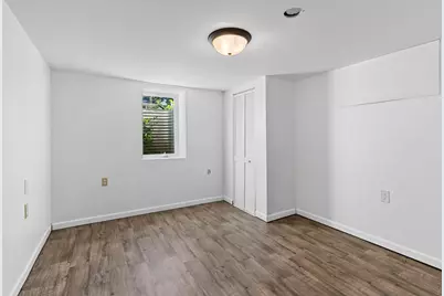 610 Grange Avenue N, Oakdale, MN 55128 - Photo 21